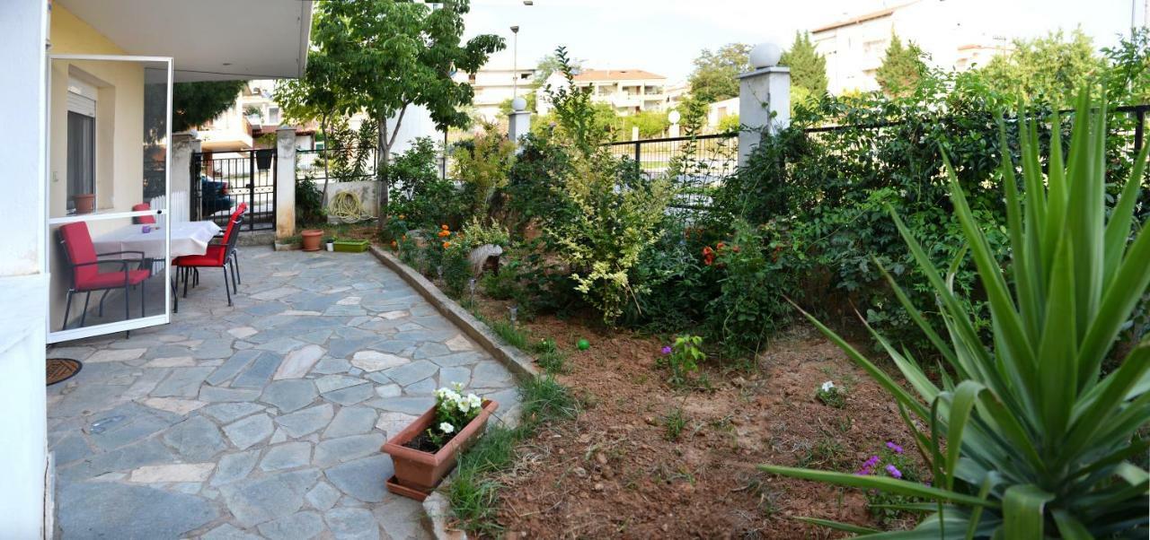 Ferienwohnung Thesshouse Pefka Fk Thessaloniki Exterior foto